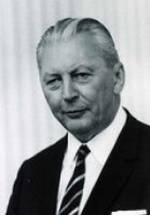 Курт Георг Кизингер фото