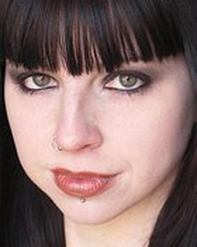 Сара Бюхлер фото