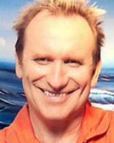 Колин Хэй фото