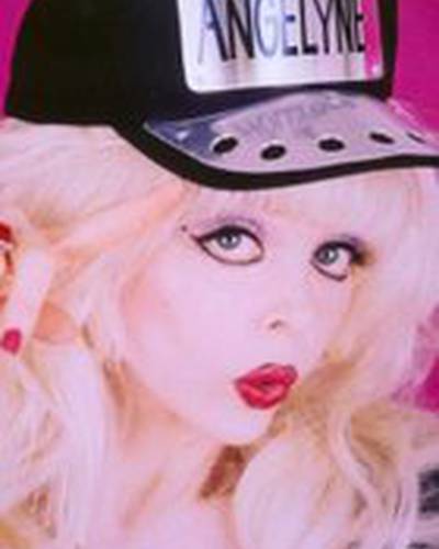 Angelyne фото