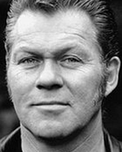 Брендан Чарлсон фото