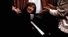 Кадр из фильма "Вид на жительство" - 2