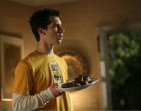 Кадр Малкольм в центре внимания