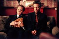 Кадр Элли МакБил