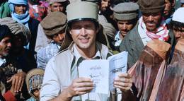 Кадр из фильма "Шпионы как мы" - 2