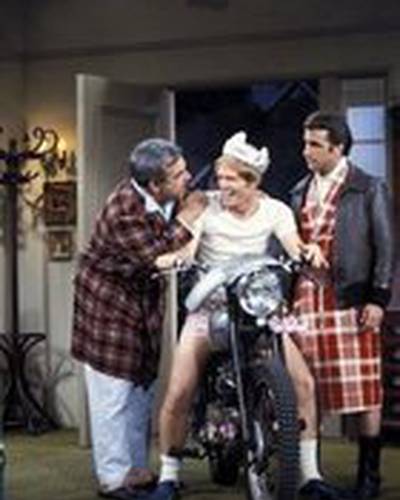 Том Босли фото