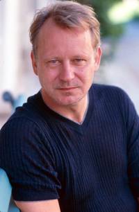 Кадр Стеклянный дом