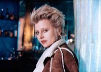 Кадр Будущее – это женщина