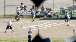 Кадр из фильма "Королевство" - 2