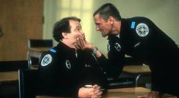 Кадр из фильма "Полицейская академия" - 1