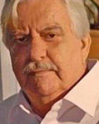 Угу Карвана фото