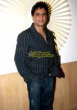 Ананд Радж Ананд фото