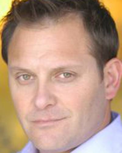 Кевин Э. Уэст фото