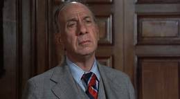 Кадр из фильма "Коломбо: Стивен Спилберг спешит на помощь" - 2