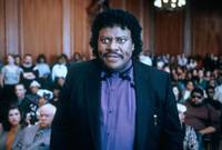 Кадр Костер тщеславий