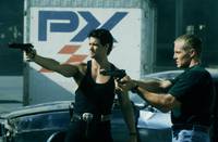 Кадр Киборг-полицейский 3