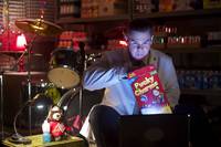 Кадр Йоганутые