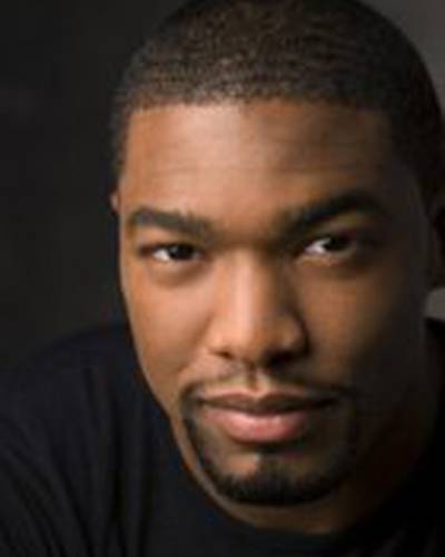 Джошуа Риз фото