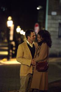 Кадр Бесконечно белый медведь