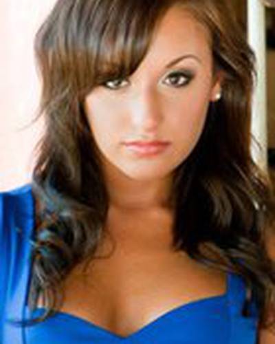 Кейси Эмас фото