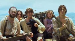 Кадр из фильма "Остров надежды" - 2