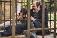 Кадр Мужчины и куры