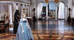 Кадр из фильма "Анжелика, маркиза ангелов" - 1