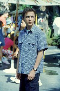 Кадр Малкольм в центре внимания