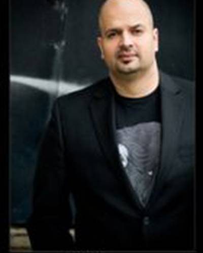 Али Хассан фото