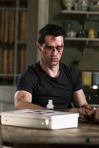 Кадр Быть человеком