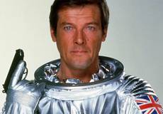 Умер Роджер Мур, исполнитель роли Джеймса Бонда