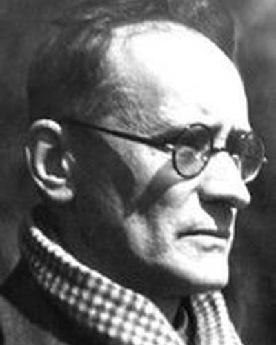 Антон Веберн фото