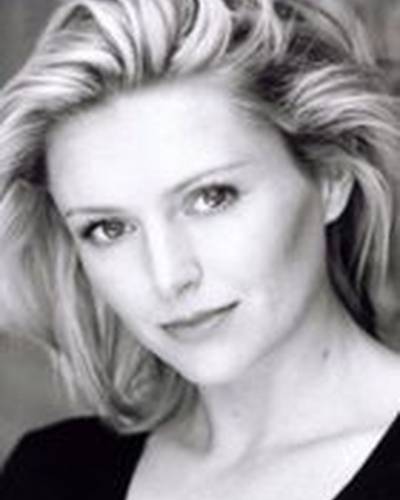 Джоэнн Фаррелл фото