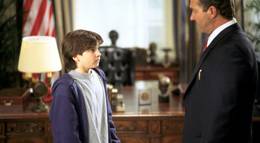 Кадр из фильма "Советник президента" - 2