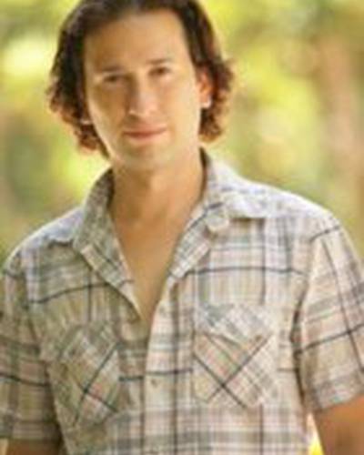 Todd Eric Valcourt фото