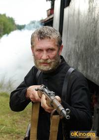 Кадр Господа офицеры: Спасти императора