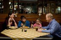 Кадр Это очень забавная история