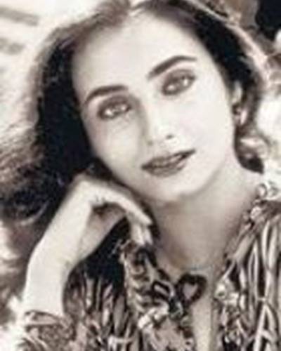 Салма Ага фото