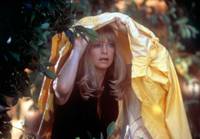 Кадр Город и деревня