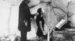 Кадр из фильма "Анна и волки" - 2