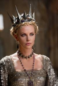 Кадр Белоснежка и охотник