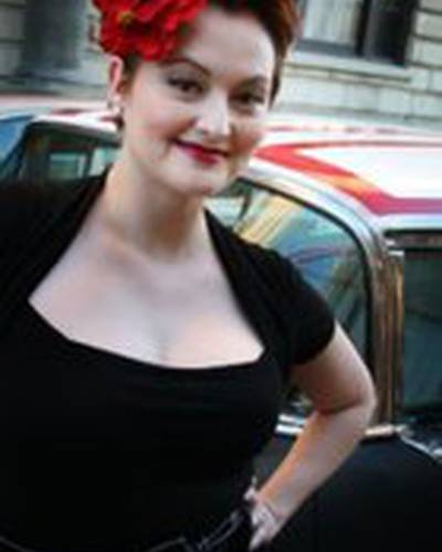 Мэнди МакМиллиан фото