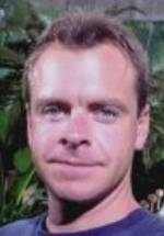 Дерек Хьюз фото