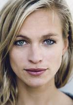 Юли Энгельбрехт фото