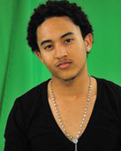 Таж Моури фото