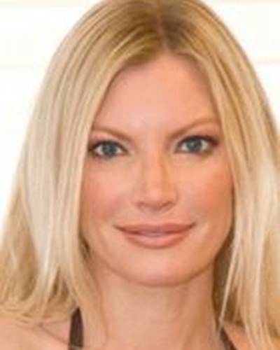 Renee Domenz фото