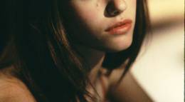 Кадр из фильма "Нола" - 2