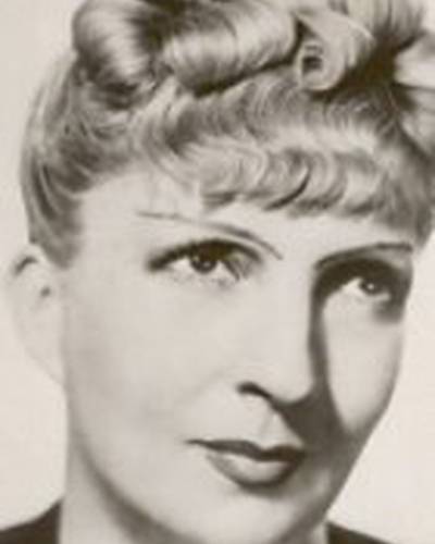 Сюзанн Деэлли фото