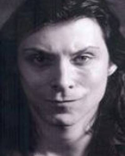 Стивен Аморае фото