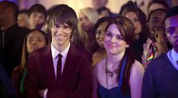 Кадр из фильма "Дрянные девчонки 2" - 2